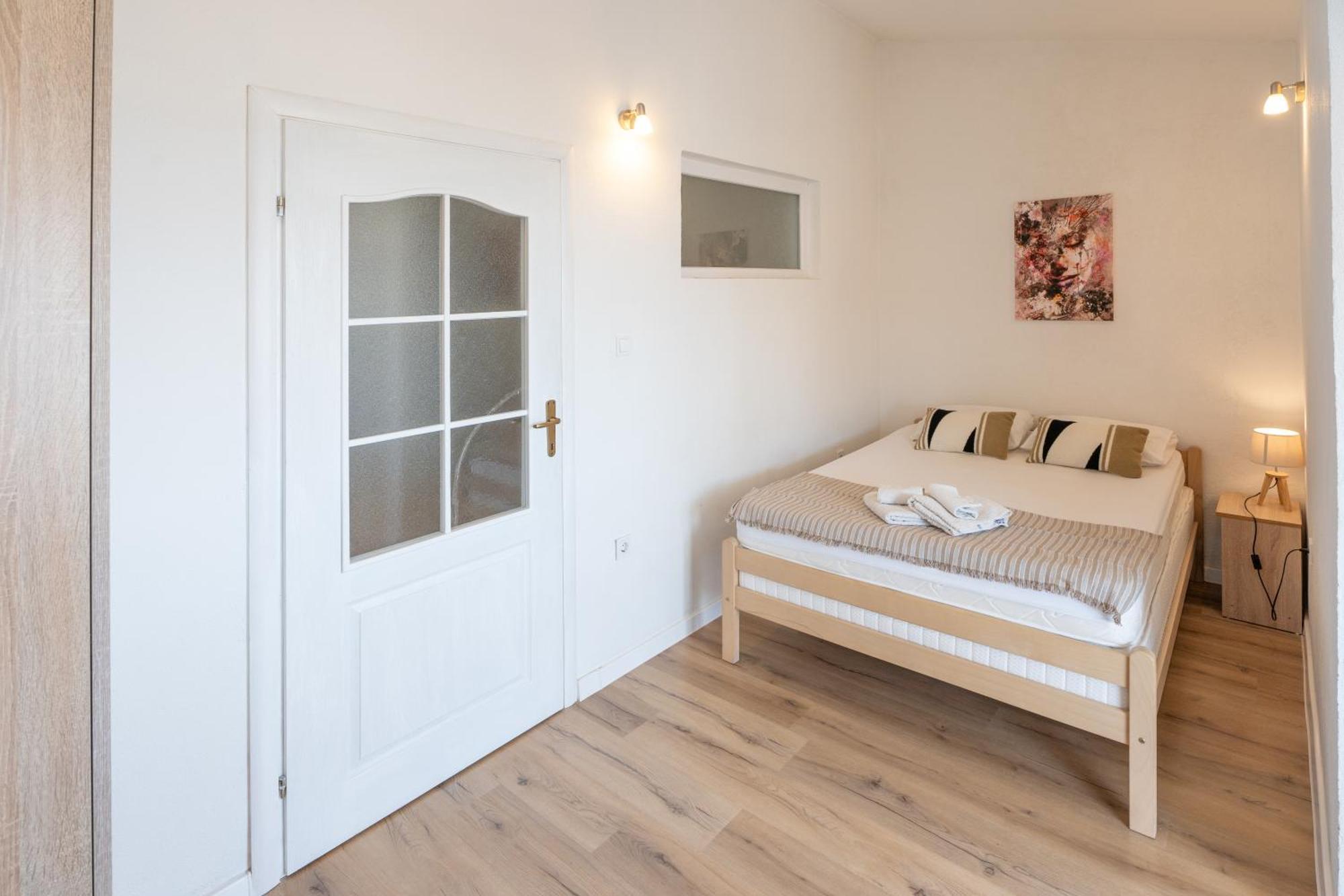 Apartments Miki Bar Εξωτερικό φωτογραφία