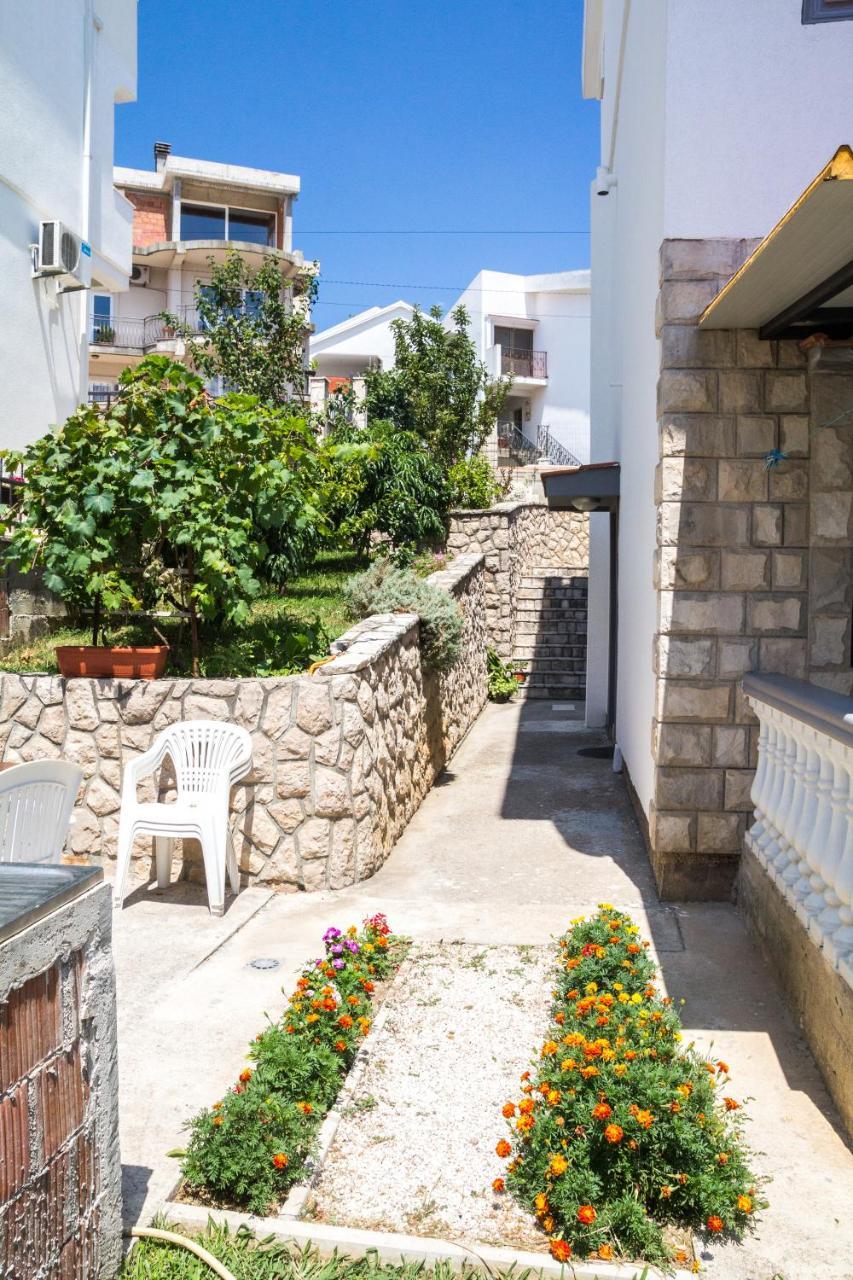 Apartments Miki Bar Εξωτερικό φωτογραφία